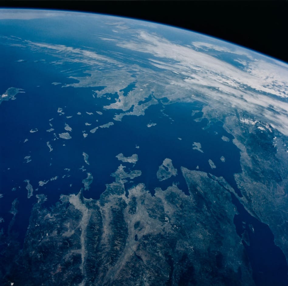STS-84 Joint Space Shuttle Atlantis/Mir - Earth Observation